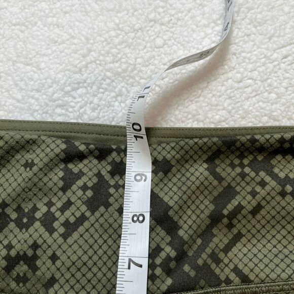 Lululemon LikeNew Wunder‎ Under Crop 6 Ziggy Snake Fatigue Green Full-On Luon - Picture 9 of 11